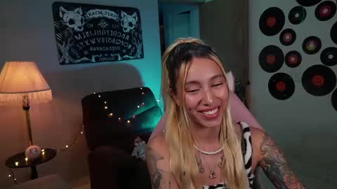 I AM JENN  online show from 03-09-25, 03:01