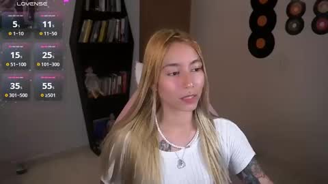 I AM JENN  online show from 09-18-25, 03:08