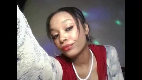 Snapshot of saucy_shanice chatting on 01-17-26, 12:59 Shaniiice online show from 01-17-26, 12:59