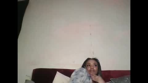 Snapshot of saucy_shanice chatting on 02-25-26, 10:30 Shaniiice online show from 02-25-26, 10:30