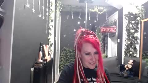 SaucySky online show from 03-28-26, 09:25