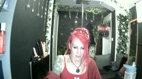 Snapshot of saucysky chatting on 06-21-26, 07:11 SaucySky online show from 06-21-26, 07:11