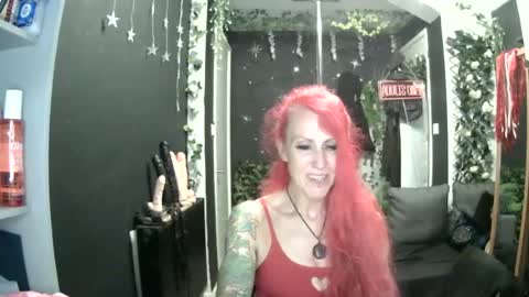 Snapshot of saucysky chatting on 07-13-26, 09:17 SaucySky online show from 07-13-26, 09:17