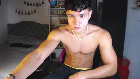 Snapshot of saulomiralles chatting on 05-27-26, 11:57 Saulo online show from 05-27-26, 11:57