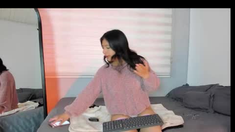 Snapshot of savannah_cameron chatting on 10-14-25, 02:29 Savannah online show from 10-14-25, 02:29