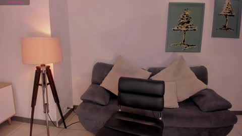 S a v a n n a h  online show from 10-21-25, 07:25