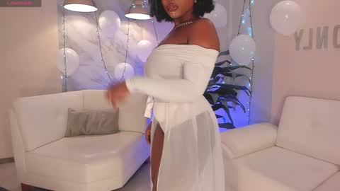 Snapshot of savannahstorm_ chatting on 05-22-26, 12:55 S a v a n n a h online show from 05-22-26, 12:55