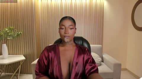 Snapshot of savannahstorm_ chatting on 05-31-26, 09:38 S a v a n n a h online show from 05-31-26, 09:38