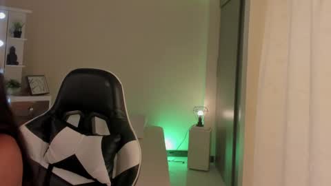 Savannahwildee online show from 03-02-25, 02:32