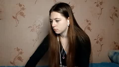 Snapshot of savannasotos chatting on 10-04-25, 07:01 Sophie online show from 10-04-25, 07:01