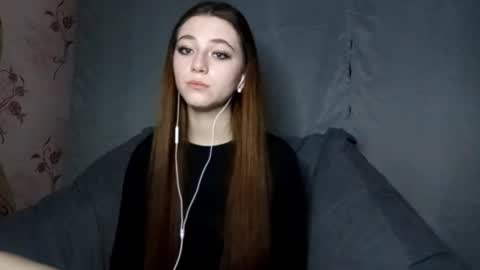 Snapshot of savannasotos chatting on 10-05-25, 03:32 Sophie online show from 10-05-25, 03:32