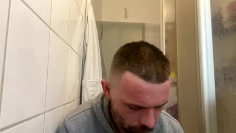 Snapshot of sawa08051989 chatting on 10-10-25, 06:34 chamomile online show from 10-10-25, 06:34