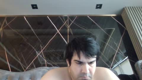 petperson04 online show from 04-13-26, 05:35