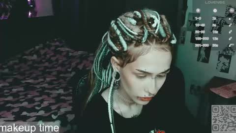 Snapshot of say_mary chatting on 06-06-26, 06:45 pronoun she. name Mary. age 21. online show from 06-06-26, 06:45