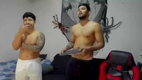 Snapshot of say_tony chatting on 10-21-25, 05:19 say_tony online show from 10-21-25, 05:19