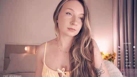 Snapshot of sayalythea chatting on 10-03-25, 04:48 Alyson or just Aly online show from 10-03-25, 04:48