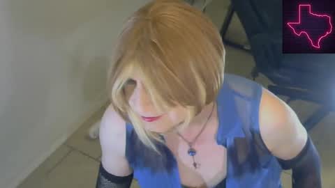 Snapshot of sayhicaitcd chatting on 12-27-24, 05:09 Cait or Caitlin online show from 12-27-24, 05:09