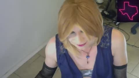 Snapshot of sayhicaitcd chatting on 01-30-25, 06:35 Cait or Caitlin online show from 01-30-25, 06:35