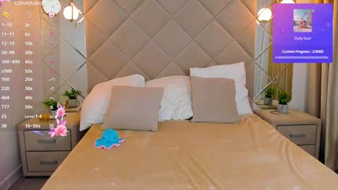 Snapshot of sayl0r_moon chatting on 02-06-25, 12:43 Kira GMT 7 Mon Thu-Sun 0800am-0200pm online show from 02-06-25, 12:43