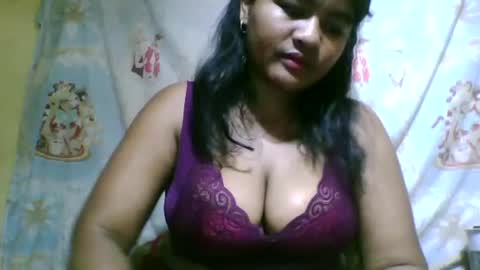 saylla1 online show from 11-04-25, 05:06