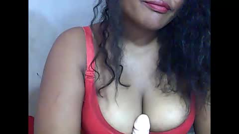 Snapshot of saylla1 chatting on 01-13-26, 06:51 saylla1 online show from 01-13-26, 06:51