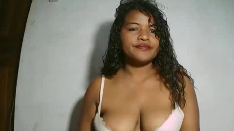 Snapshot of saylla1 chatting on 02-09-26, 06:17 saylla1 online show from 02-09-26, 06:17