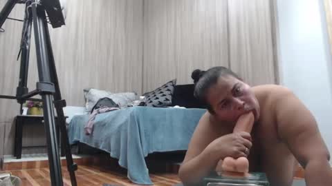 Snapshot of saymarluna_ chatting on 07-16-26, 12:49 SayMarLuna online show from 07-16-26, 12:49