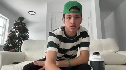 Snapshot of sbouchikh03 chatting on 01-06-26, 06:55 sbouchikh03 online show from 01-06-26, 06:55