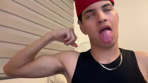 Snapshot of sbouchikh03 chatting on 02-17-26, 06:32 sbouchikh03 online show from 02-17-26, 06:32