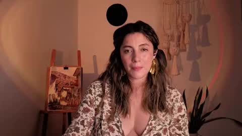 Venus online show from 11-18-25, 04:22