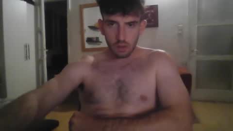 Snapshot of scaletta2 chatting on 10-08-25, 09:23 scaletta2 online show from 10-08-25, 09:23