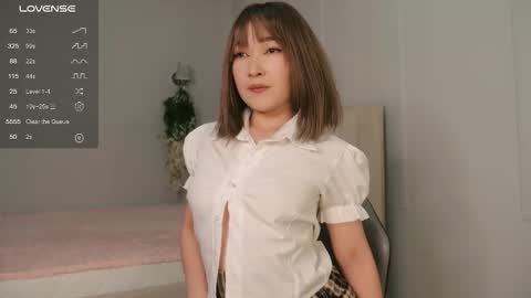 Snapshot of scamelia chatting on 09-20-25, 05:52 scamelia online show from 09-20-25, 05:52