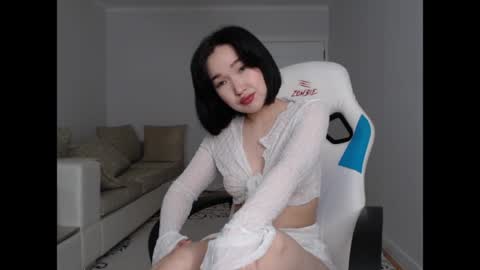 Snapshot of scamelia chatting on 03-18-26, 05:10 scamelia online show from 03-18-26, 05:10