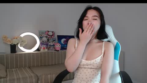 Snapshot of scamelia chatting on 04-18-26, 04:27 scamelia online show from 04-18-26, 04:27