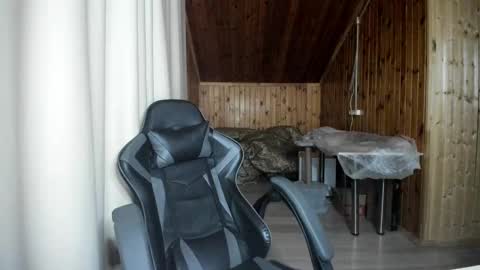 Snapshot of scandark chatting on 01-03-25, 11:57 scandark online show from 01-03-25, 11:57