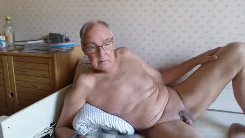 Scand online show from 10-28-25, 10:19