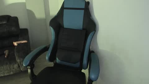 scarbadgirl_ online show from 10-10-25, 04:33