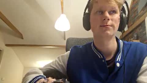 Scarjoris online show from 02-20-25, 06:46