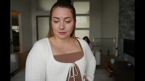 Snapshot of scarlajade chatting on 01-09-25, 10:20 scarlajade online show from 01-09-25, 10:20