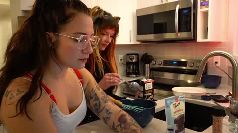 Snapshot of scarlajade chatting on 04-05-26, 05:48 scarlajade online show from 04-05-26, 05:48