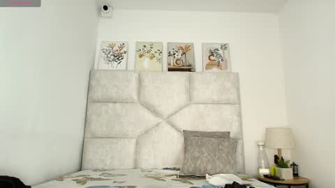 Snapshot of scarlat_rose chatting on 06-26-26, 07:18 scarlat_rose online show from 06-26-26, 07:18