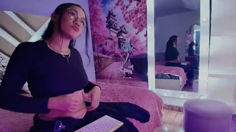 Snapshot of scarleett_ebony chatting on 11-06-25, 07:48 scarleett_ebony online show from 11-06-25, 07:48