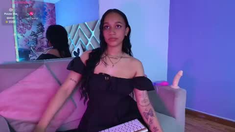 Snapshot of scarleett_ebony chatting on 11-07-25, 07:47 scarleett_ebony online show from 11-07-25, 07:47