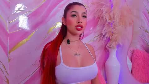 Snapshot of scarleett_jones chatting on 02-26-26, 10:20 scarleett jones online show from 02-26-26, 10:20