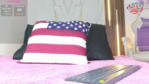 Snapshot of scarleht_blonde chatting on 07-04-26, 08:04 scarleht_blonde online show from 07-04-26, 08:04