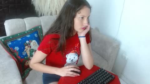 Snapshot of scarlet771776 chatting on 12-14-25, 02:55 scarlet771776 online show from 12-14-25, 02:55