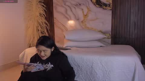 Snapshot of scarlet__rose_ chatting on 07-19-26, 11:36 scarlet__rose_ online show from 07-19-26, 11:36