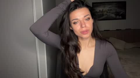 Snapshot of scarlet_daisy_ chatting on 06-18-26, 07:41 Sophie online show from 06-18-26, 07:41