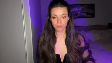Snapshot of scarlet_daisy_ chatting on 07-15-26, 07:24 Sophie online show from 07-15-26, 07:24