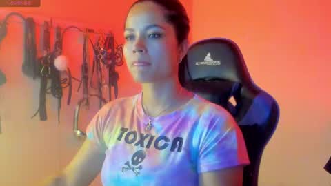 scarlet taylor kennedy online show from 07-16-26, 08:26